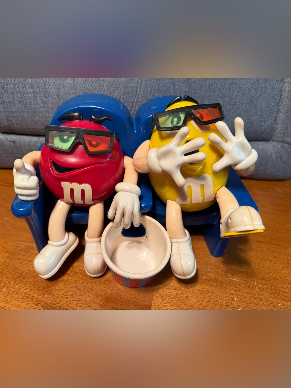 M&M'S Red & Yellow 3D Glasses Theater Seat Figures